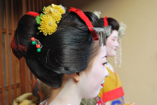 Geisha à Kyoto, rencontre avec la grâce et la délicatesse. © Isabelle Loriot Geisha à Kyoto, rencontre avec la grâce et la délicatesse. © Isabelle Loriot