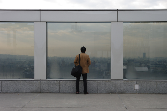 La grandeur d’une ville, d’un homme seul. © Joël Da Costa Ferreira