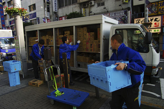 Arrivage de marchandises. © Joël Da Costa Ferreira