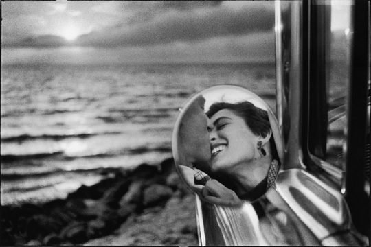 © Elliott Erwitt