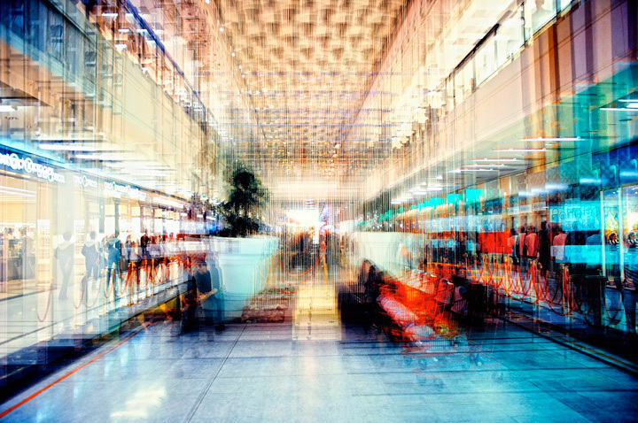 Shopping. © Vincent Leroy Shopping. © Vincent Leroy
