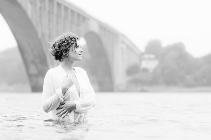 Anaïs dans ses pensées... • Julien Tocanier Anaïs dans ses pensées... • Julien Tocanier