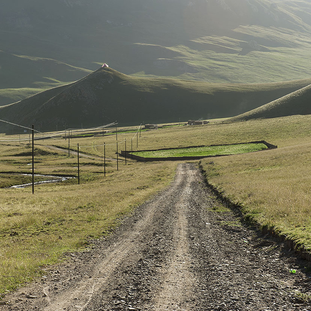 L’Atlas tibétain de Jacques Borgetto exposé au Musée de la Photographie Charles Nègre L’Atlas tibétain de Jacques Borgetto exposé au Musée de la Photographie Charles Nègre