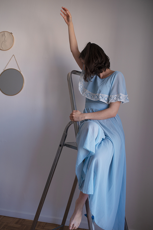 Les dessous de la mise en scène • volet n°5 • Combinez des éléments aux échelles différentes grâce à Julie de Waroquier Les dessous de la mise en scène • volet n°5 • Combinez des éléments aux échelles différentes grâce à Julie de Waroquier