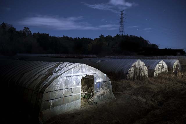 Clair obscur à Fukushima, par Carlos Ayesta et Guillaume Bression