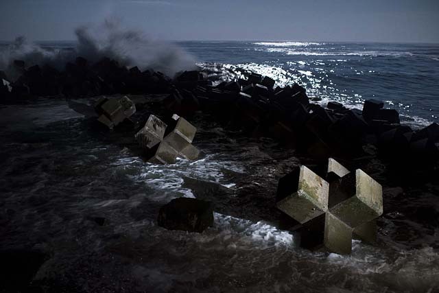 Clair obscur à Fukushima, par Carlos Ayesta et Guillaume Bression