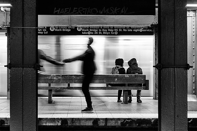 Passage dans l’autre monde, par James Vil Passage dans l’autre monde, par James Vil