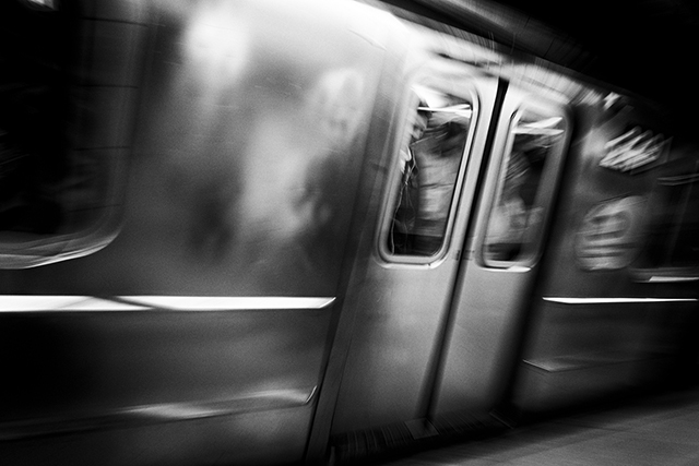 Les fantômes de New York envahissent La Place Les fantômes de New York envahissent La Place