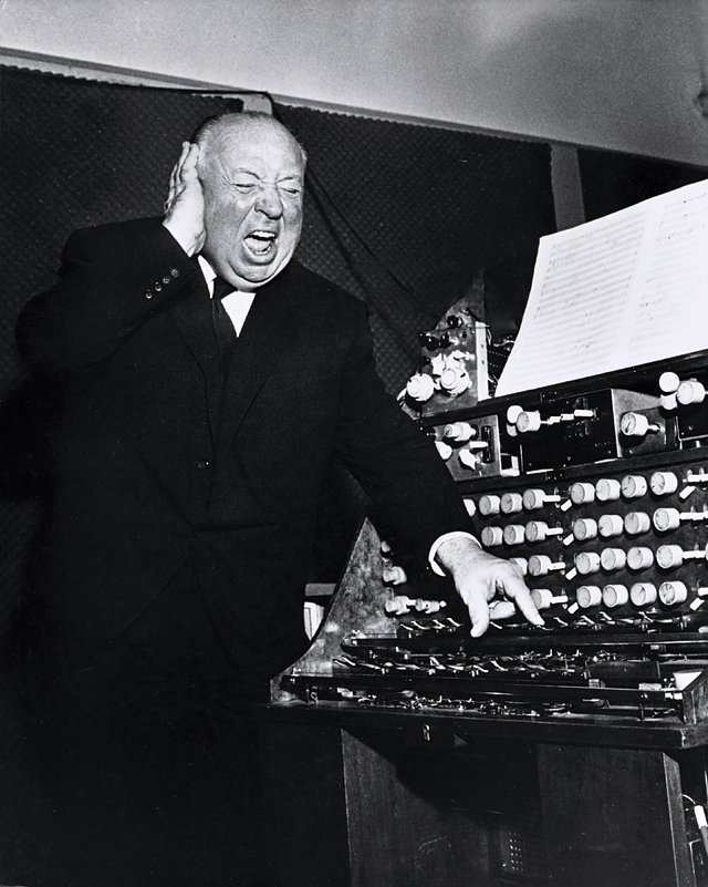 Hitchcock durant le making des Oiseaux, 1963. © BFI National Archive/Special Collections