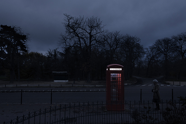 Réflexion sur la lumière, par Julien Mauve, lauréat SFR Jeunes Talents 2013 Réflexion sur la lumière, par Julien Mauve, lauréat SFR Jeunes Talents 2013