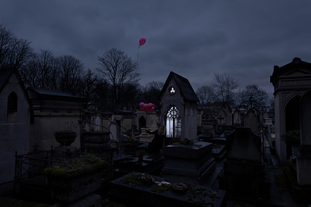 Réflexion sur la lumière, par Julien Mauve, lauréat SFR Jeunes Talents 2013 Réflexion sur la lumière, par Julien Mauve, lauréat SFR Jeunes Talents 2013