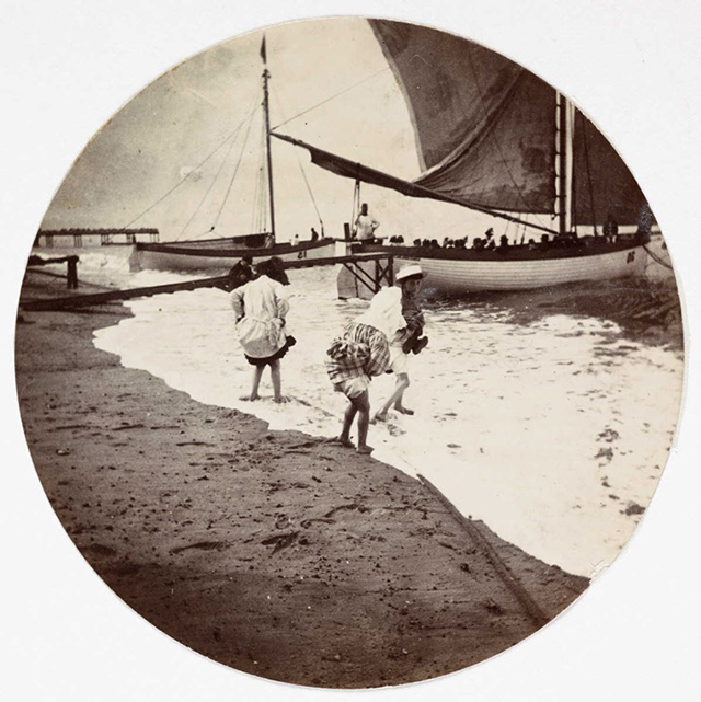 Des clichés du XIXe siècle réalisés par les premiers photographes amateurs Des clichés du XIXe siècle réalisés par les premiers photographes amateurs