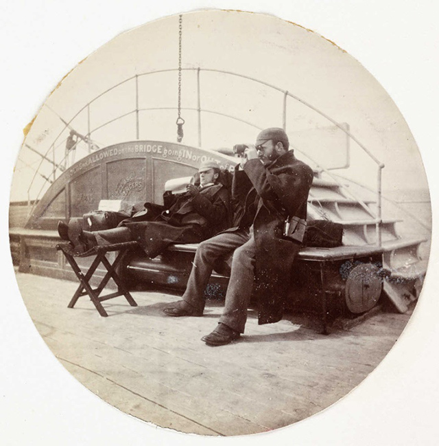 Des clichés du XIXe siècle réalisés par les premiers photographes amateurs Des clichés du XIXe siècle réalisés par les premiers photographes amateurs