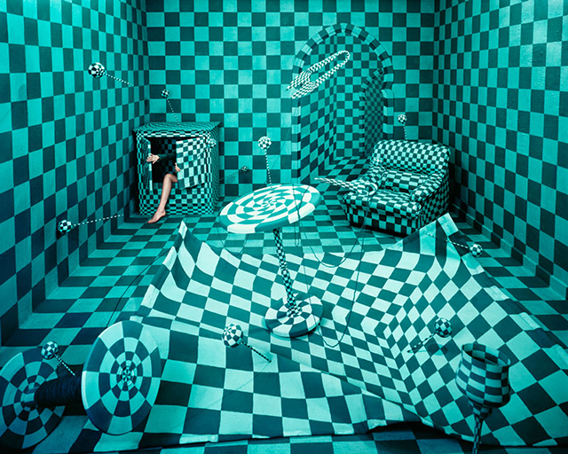 Les réflexions à six faces de JeeYoung Lee Les réflexions à six faces de JeeYoung Lee