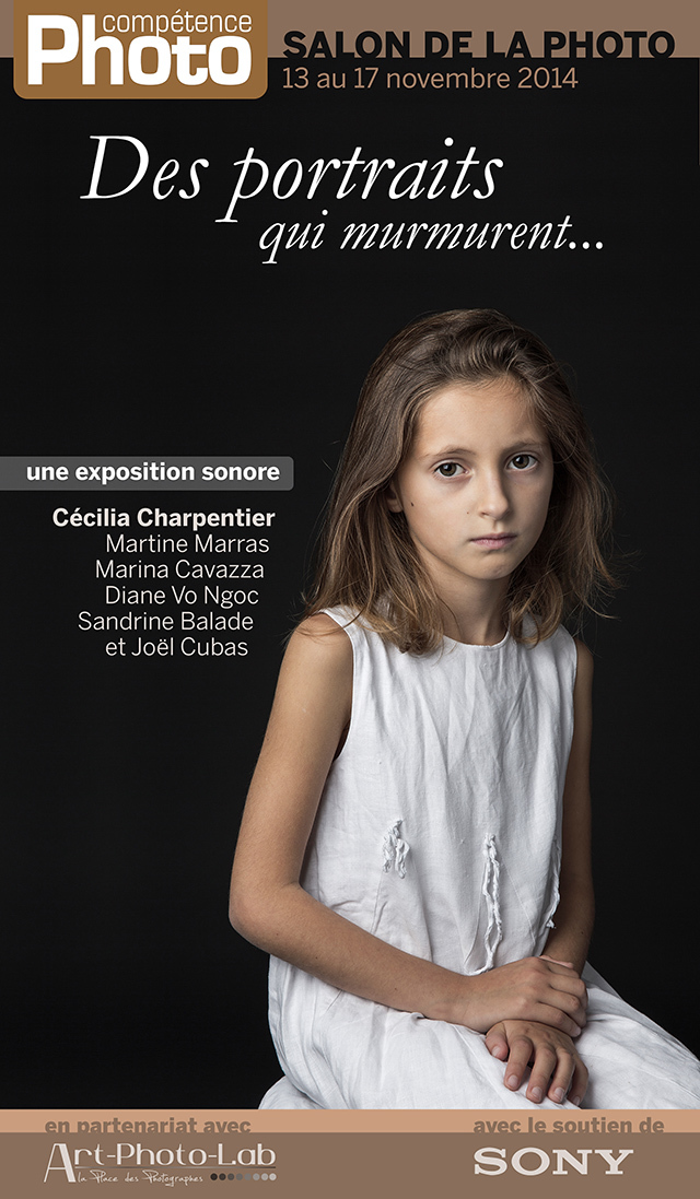 Les "Ressemblances intimes" de Cécilia Charpentier exposées sur le stand de Compétence Photo