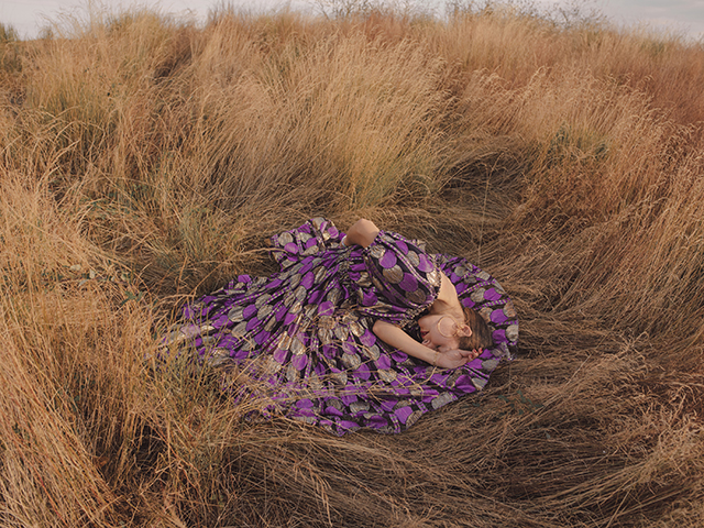 Votez pour la série "Tissues and bones" d'Anne-Laure Étienne aux Zooms 2023 du Salon de la Photo