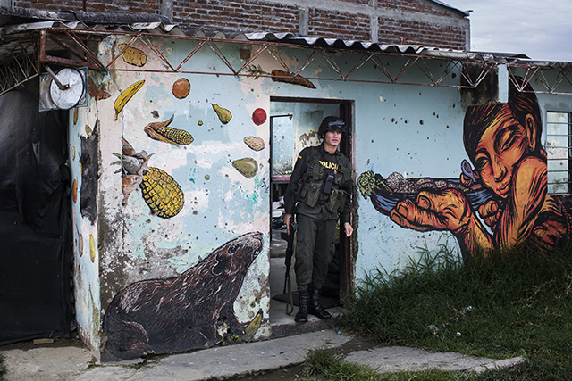Jonas Wresh, lauréat du Prix Mark Grosset 2015, catégorie reportage Jonas Wresh, lauréat du Prix Mark Grosset 2015, catégorie reportage