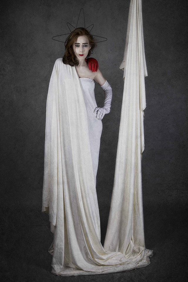 Votez pour "Divas et portraits baroques" de Claire et Philippe Ordioni aux Zooms 2016 du Salon de la Photo Votez pour "Divas et portraits baroques" de Claire et Philippe Ordioni aux Zooms 2016 du Salon de la Photo