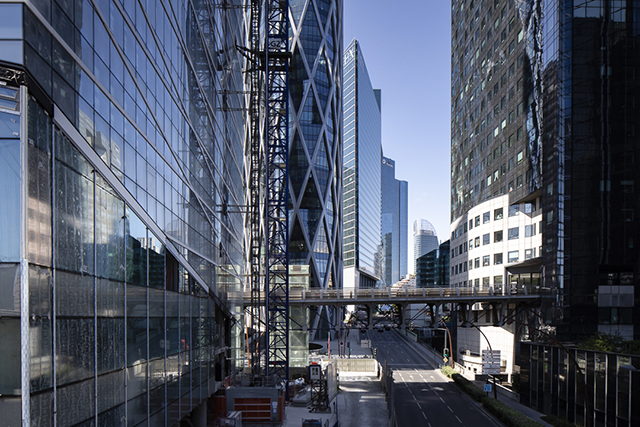 Omniprésence ou absence urbaine, face à face entre les photographes Lucie Jean et Alexis Paoli Omniprésence ou absence urbaine, face à face entre les photographes Lucie Jean et Alexis Paoli