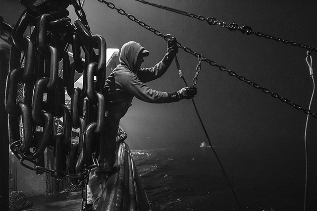 Votez pour "Des hommes à la mer" de Frédéric Briois aux Zooms 2015 du Salon de la Photo