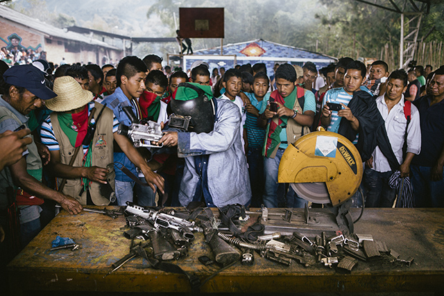 Jonas Wresh, lauréat du Prix Mark Grosset 2015, catégorie reportage Jonas Wresh, lauréat du Prix Mark Grosset 2015, catégorie reportage