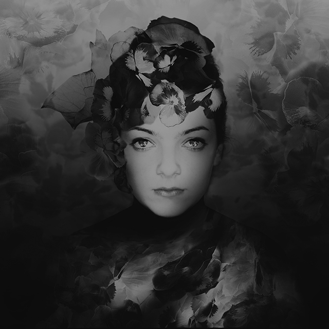 Diva, modèle • Marie-Claude Strausz Diva, modèle • Marie-Claude Strausz