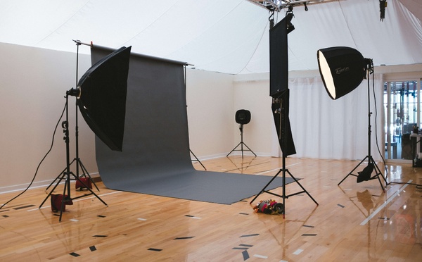 Louer un studio photo à Paris : le guide pour choisir le bon espace