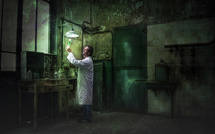 Le chimiste • Régine Cloet Le chimiste • Régine Cloet