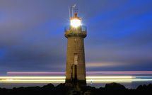 Like ships who pass in the night • Craig Wilcock Like ships who pass in the night • Craig Wilcock