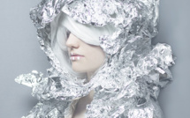 Re-cycle • épisode 10 : Papier aluminium • La série photographique racontée par Marion Saupin Re-cycle • épisode 10 : Papier aluminium • La série photographique racontée par Marion Saupin