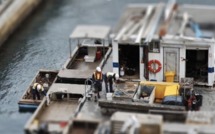 Toy Boats par Nathan Kaso Toy Boats par Nathan Kaso