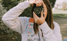 Bien choisir sa sangle d'appareil photo : confort, style et praticité au quotidien