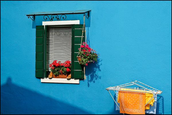 20110330202121_maisonbleue.jpg 20110330202121_maisonbleue.jpg