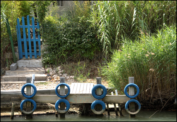 20110330220258_portail_bleu_pneus_03.jpg 20110330220258_portail_bleu_pneus_03.jpg