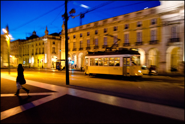 20110330235021_yellow_tranway.jpg 20110330235021_yellow_tranway.jpg