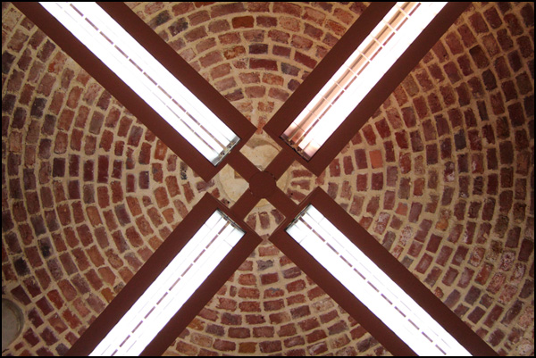 20110330225836_img_1296.jpg 20110330225836_img_1296.jpg