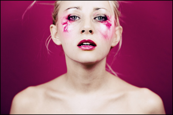 20110327153700_magenta1.jpg 20110327153700_magenta1.jpg