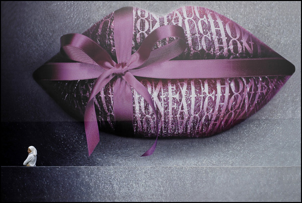 20110329002109_levres_maudites_magenta.jpg 20110329002109_levres_maudites_magenta.jpg