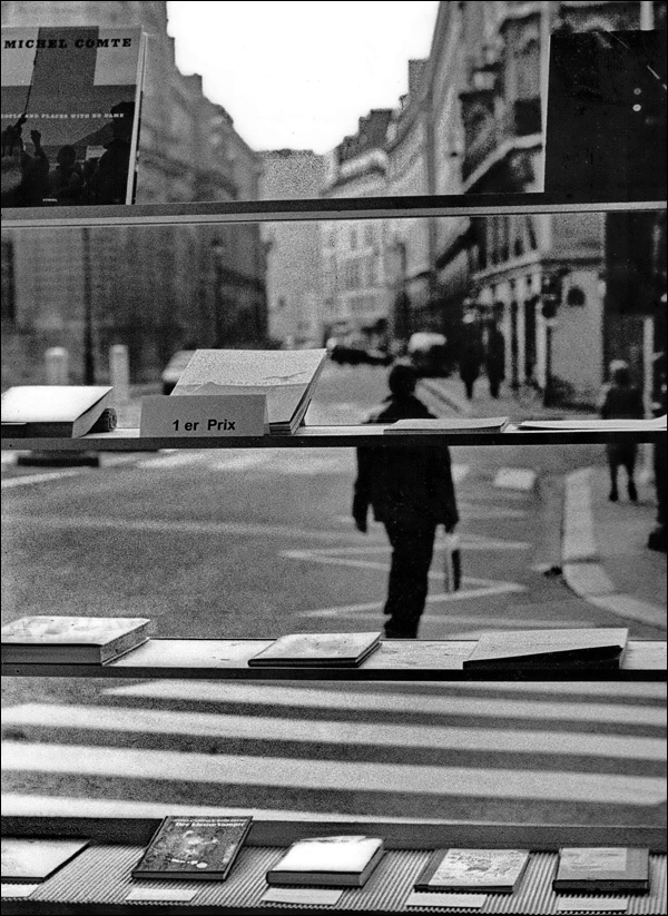 20110523071752_dans_la_librairie.jpg 20110523071752_dans_la_librairie.jpg