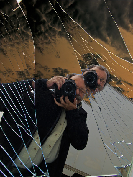 20110603045247_autoportrait 20110603045247_autoportrait