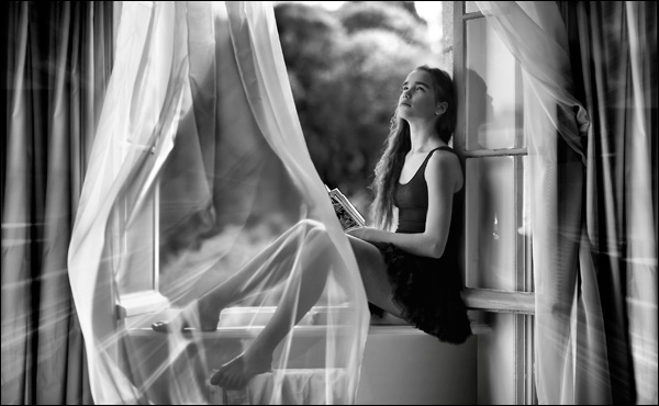 20110607165028_2011_04_20_charlotte_paque_et_adele__et_victoire_1539v36 20110607165028_2011_04_20_charlotte_paque_et_adele__et_victoire_1539v36