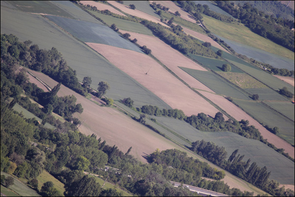 20110609104430_vallee_auvergne 20110609104430_vallee_auvergne