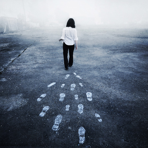 20111215203408_walk_towards_the_future 20111215203408_walk_towards_the_future