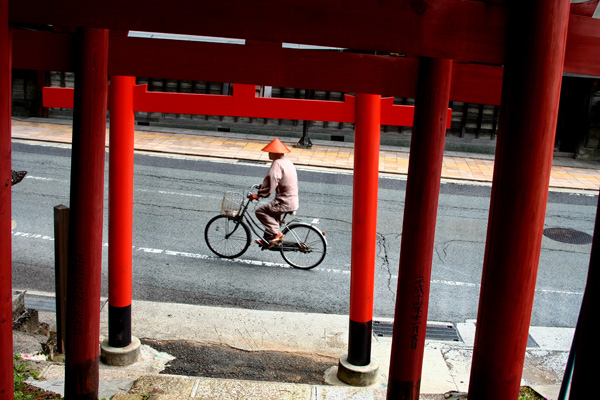 20120318132547_le_moine_a_velo 20120318132547_le_moine_a_velo