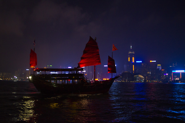 20120407072118_hk_boat 20120407072118_hk_boat