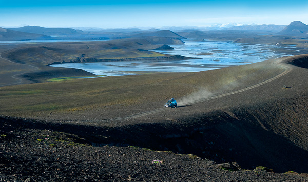 20120410205105_landmannalaugar__vue_sur_la_vallee_des_lacs_veidivotn