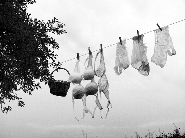 20120702192313_dessous_a_l_air________agnes_cassiere 20120702192313_dessous_a_l_air________agnes_cassiere