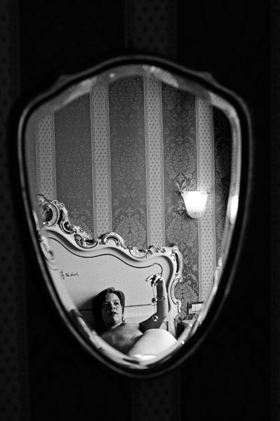 20120716113221_ur_au_miroir_bw_with_grain 20120716113221_ur_au_miroir_bw_with_grain