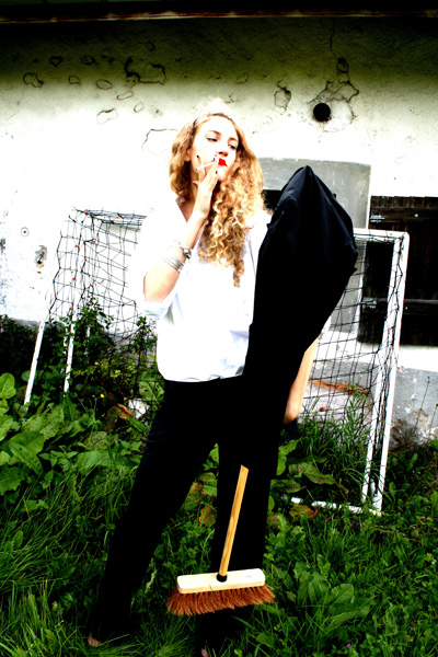 20120723170554_nina 20120723170554_nina