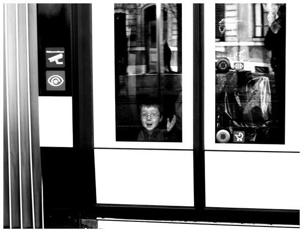 20120826105037_zazi_dans_le_tram 20120826105037_zazi_dans_le_tram